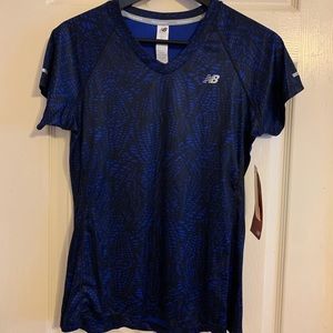 NWT New Balance Short Sleeve Run Graphic Tee